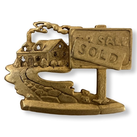 Signed gold-tone Real Estate Brooch Pin - Picture 1 of 5